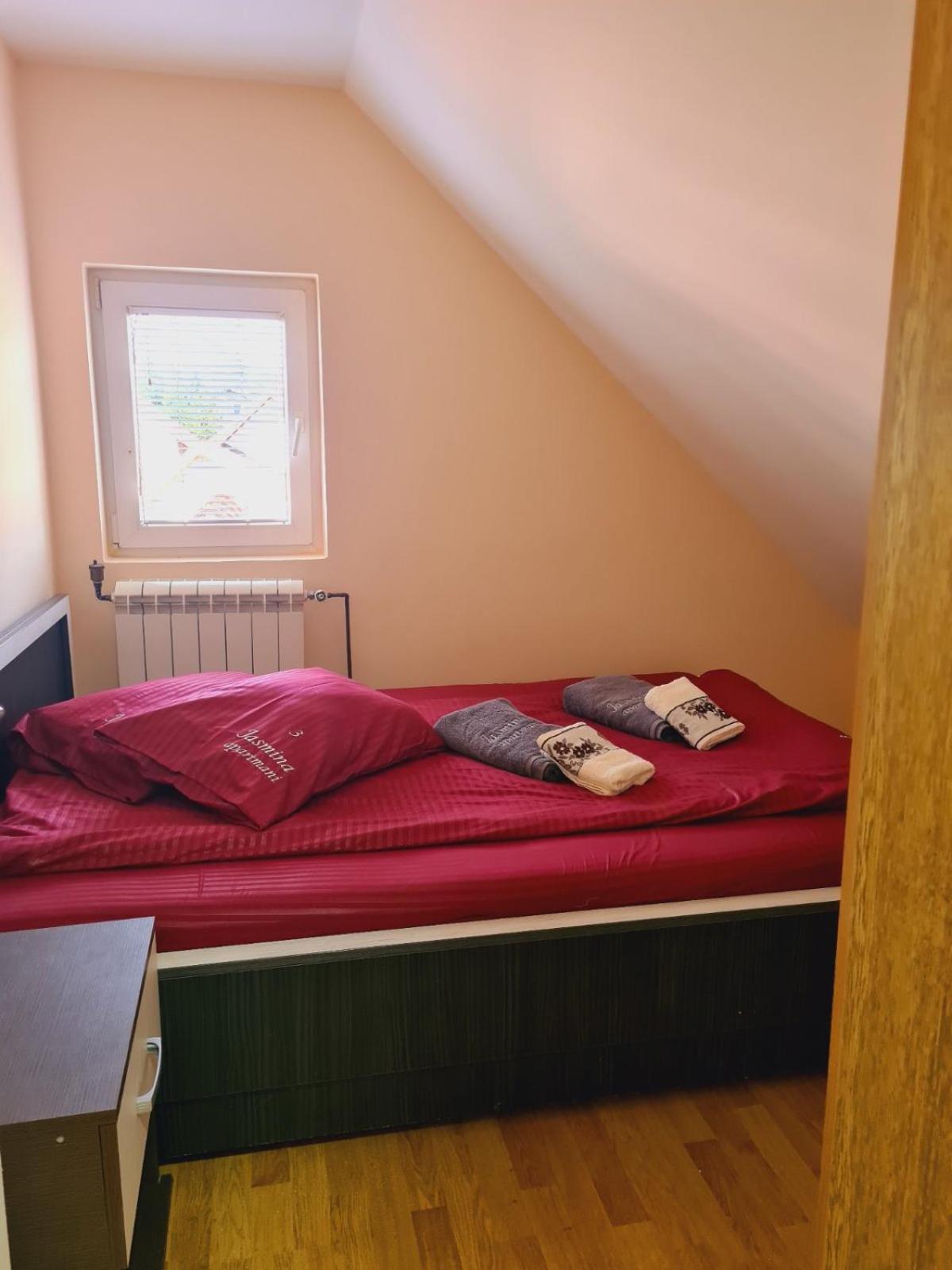 זלאטיבור Apartmani Jasmina מראה חיצוני תמונה