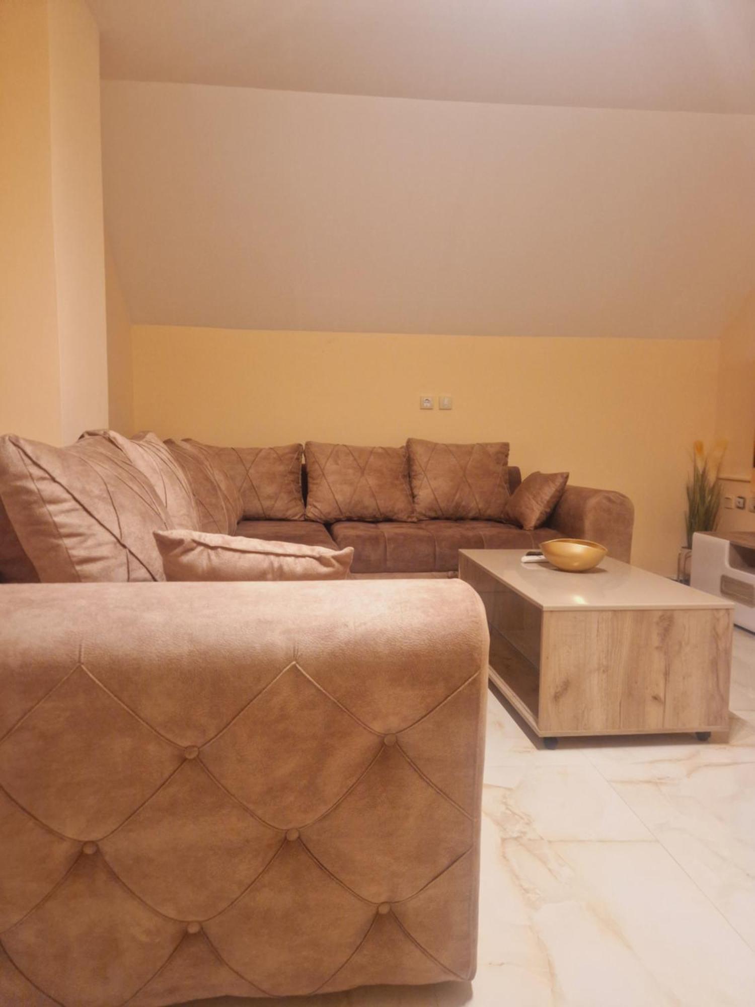 זלאטיבור Apartmani Jasmina מראה חיצוני תמונה